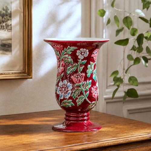 Vase signé CAB Céramique dArt de Bordeaux en barbotine fleuri