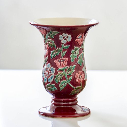 Vase signé CAB Céramique dArt de Bordeaux en barbotine fleuri