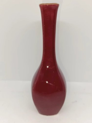 vase soliflore bordeaux dorigine asiatique à decor floral en bon etat