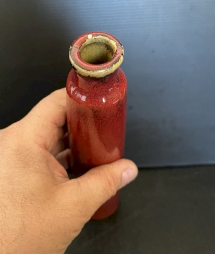 Vase soliflore en  grés  design vintage rouge artisanat potier