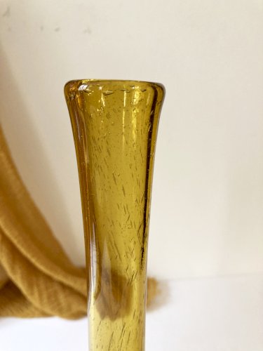 Vase soliflore en verre bullé de Biot, années 1950