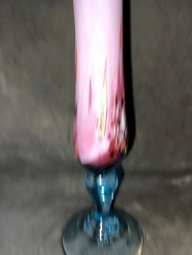vase soliflore en verre multicouleur signé marc biot