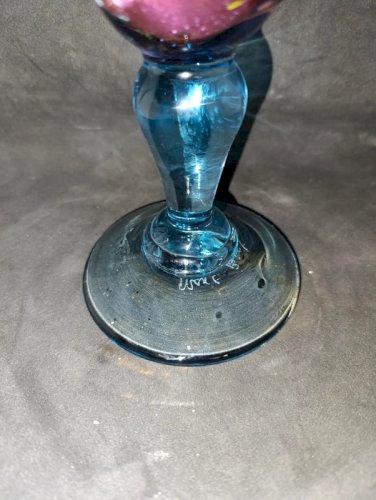 vase soliflore en verre multicouleur signé marc biot