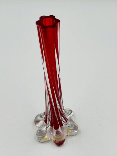 Vase soliflore en verre rouge style Sommerso Murano