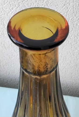 Vase soliflore ou bouteille en verre