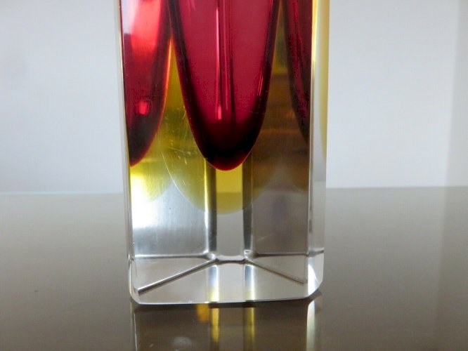 VASE SOMMERSO MURANO DESIGN DE LUIGI MANDRUZZATO VIOLINE JAUNE ET TRANSPARENT 