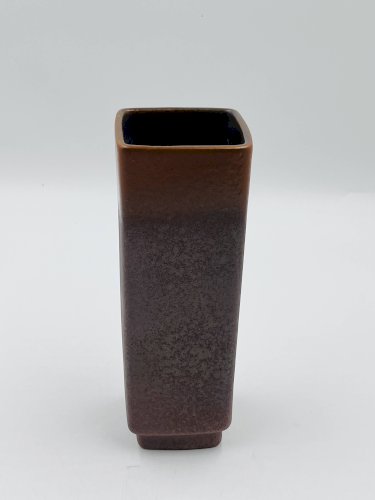 Vase Strelha brun ocre, céramique architecturale