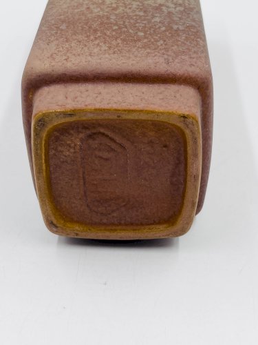 Vase Strelha brun ocre, céramique architecturale