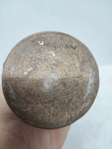vase style soliflore bleu signé pierre ohniguian en bon etat