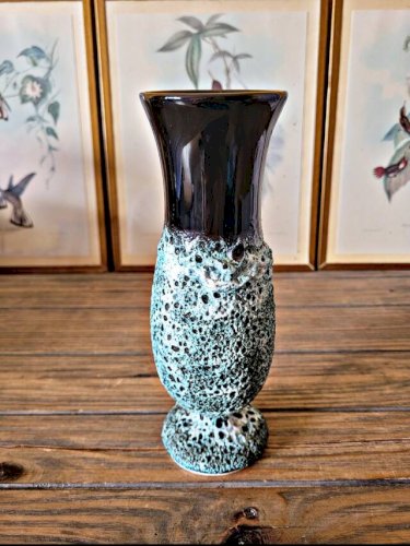 Vase style Vallauris Fat Lava, couleur rouge, noir et vert