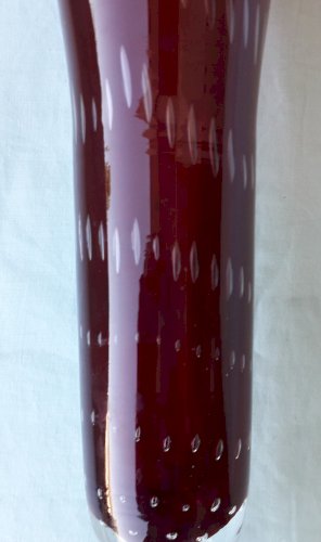 Vase verre rouge