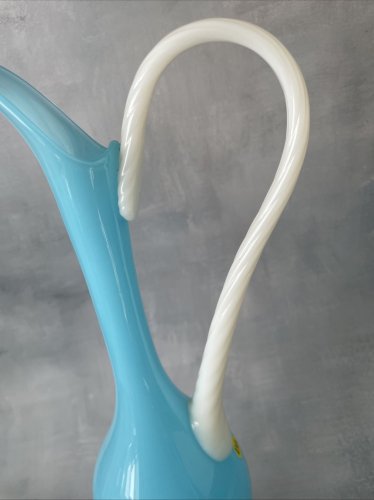 Vase verseuse grande aiguière opaline bleu & blanc verre opalin vintage ~40 cm