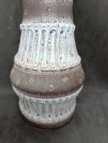 vase  vintage année 50-70 travaille allemand? en bon etat