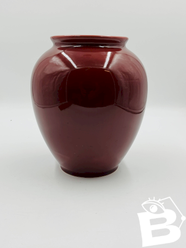 Vase vintage en céramique émaillée rouge bordeaux