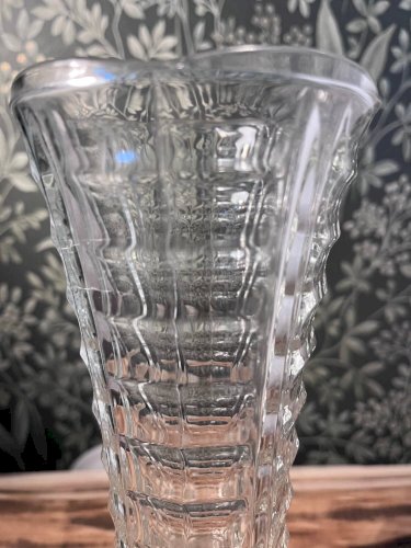Vase vintage en verre transparent