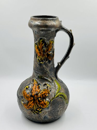 Vase vintage floral en relief