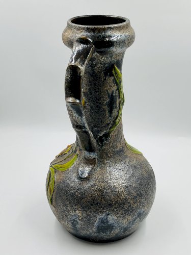 Vase vintage floral en relief