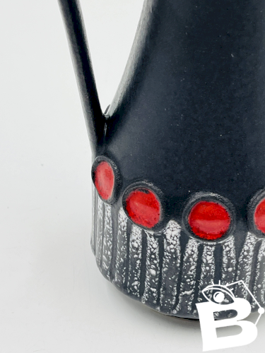 Vase vintage Schlossberg Isle Stéphan noir et rouge