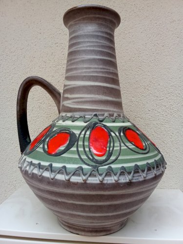 Vase W Germany vintage