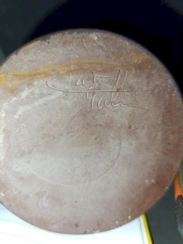 vase/bouteille en gres signature à determiner en bon etat