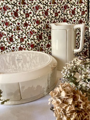 Vasque et broc de toilette en faïnce de Sarreguemines
