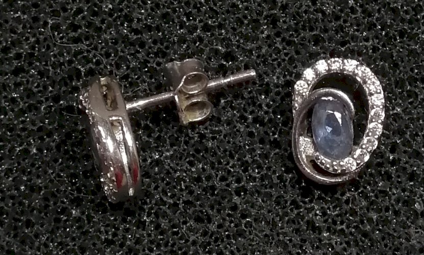 Vends boucles d’oreilles en argent