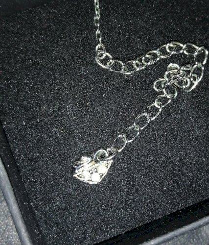 Vends collier Swarovski