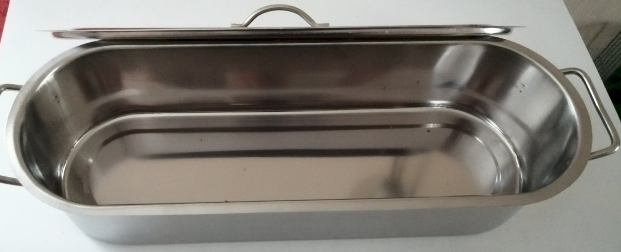 Vends poissonnière en acier inoxydable