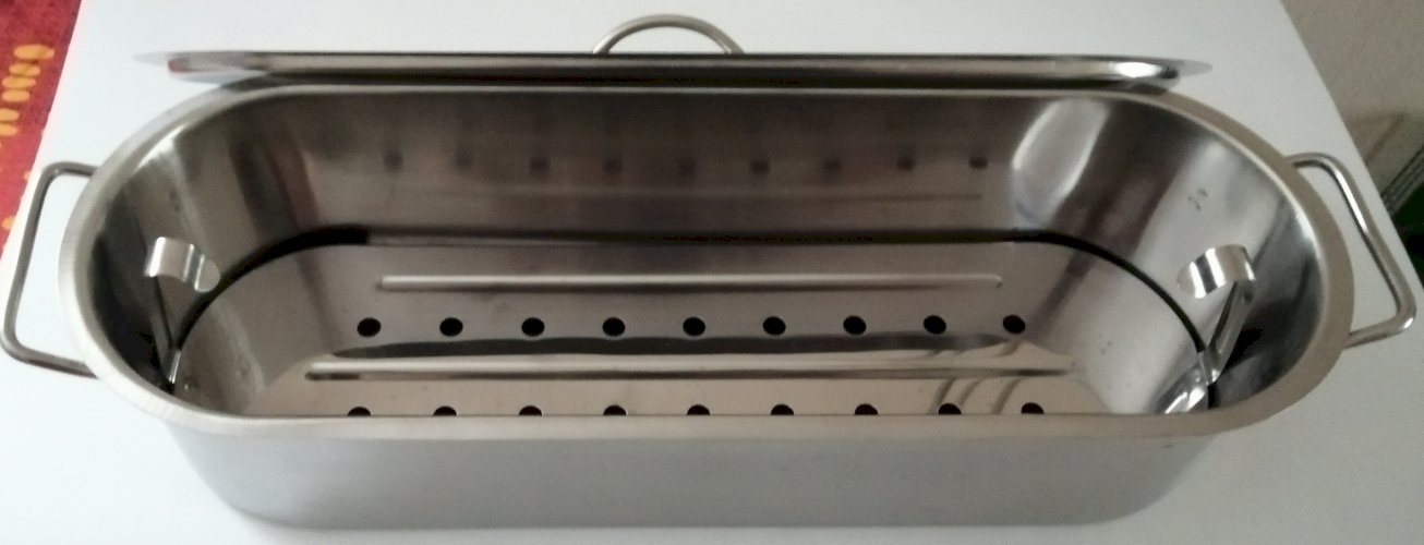 Vends poissonnière en acier inoxydable