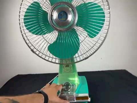 Ventilateur Design Vintage lampe Mercedes 280 SEL .