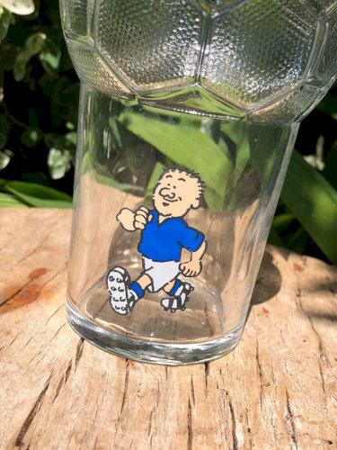 Verre à bière motif joueur de foot