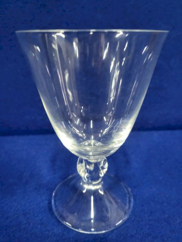 VERRE A EAU EN CRISTAL DAUM FRANCE