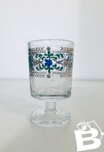 Verre à liqueur bohème