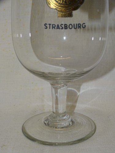 -VERRE A PIED ANCIEN PUBLICITE BIERE PILS SCHULTZ LETTRES EMAILLEES PUB     D