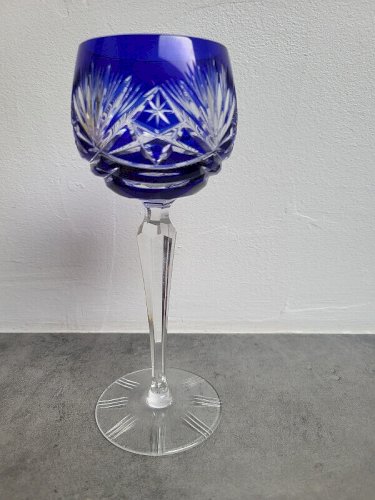 VERRE EN CRISTAL DE COULEUR BLEU