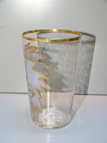 -VERRE en VERRE TRES FIN avec une FEUILLE Granitée LETTRE M et BORDS DORES   D