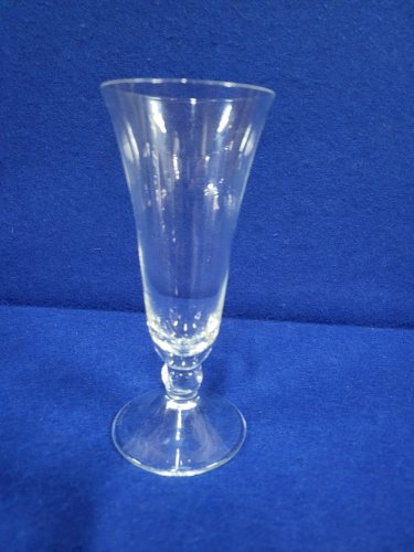 VERRE FLUTE A CHAMPAGNE EN CRISTAL DAUM FRANCE