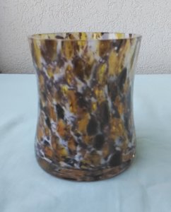 Verre moucheté
