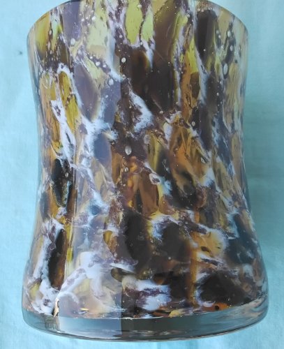 Verre moucheté