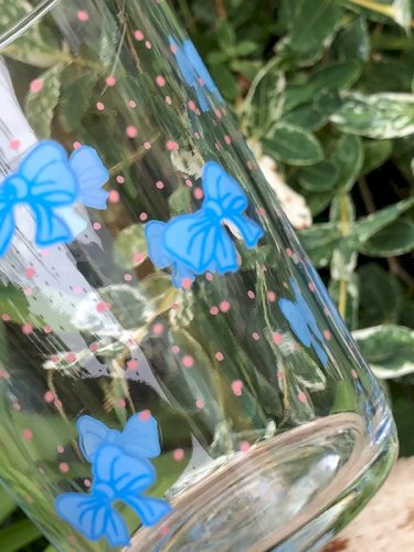 Verres à eau des années 60 motifs petits noeuds bleus