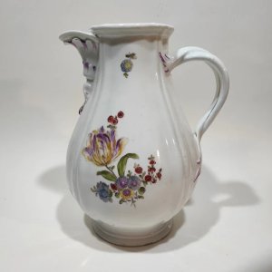 Verseuse ou chocolatière en porcelaine impériale de de Vienne, XIXème siècle