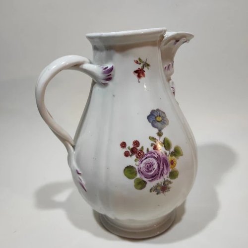 Verseuse ou chocolatière en porcelaine impériale de de Vienne, XIXème siècle