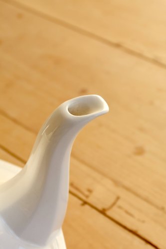 Verseuse vintage en porcelaine blanche Johnson Brothers motif Perle