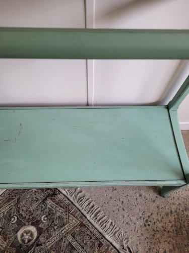 Vestiaire d’entrée, portant « Jette-habits »