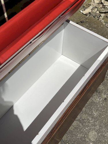 Vestiaire dentrée vintage avec banc et miroir