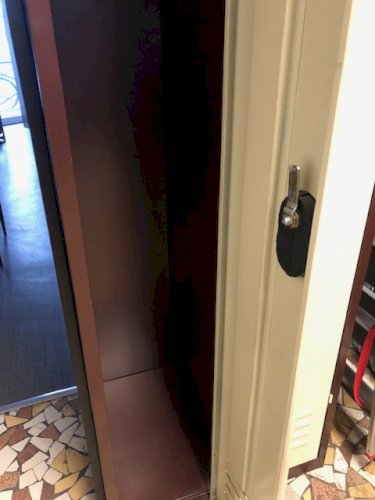 vestiaire d'ouvrier vintage