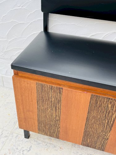 Vestiaire mural vintage avec banc coffre années 70