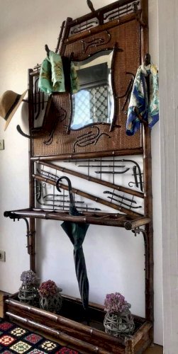 Vestiaire vintage, meuble ancien pour entrée, porte manteaux bambou