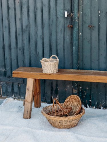 Victor, le banc brutaliste en bois N°17