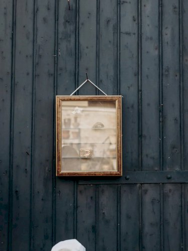 Victoria, la petite vitrine murale N°113